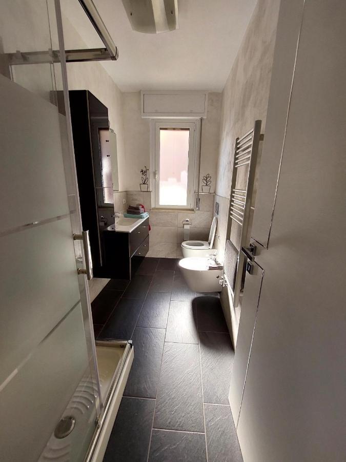 Casa Laura Apartment Ventimiglia Bagian luar foto